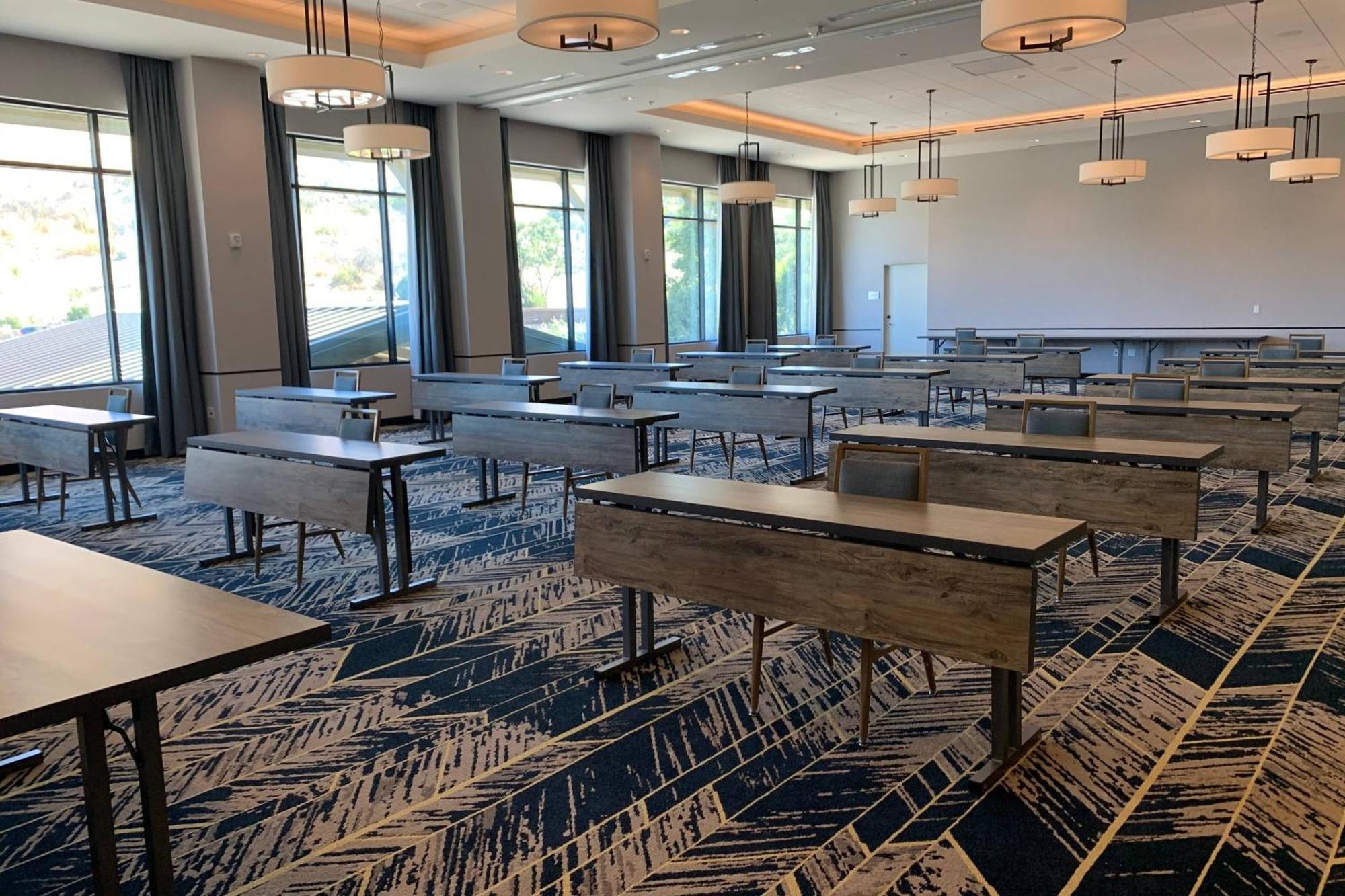 Courtyard By Marriott Thousand Oaks Agoura Hills Extérieur photo
